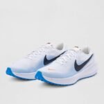 Nike Mens Revolution 8 Running Shoes - Image 3